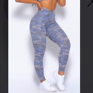 EUC! Bombshell Contour Leggings